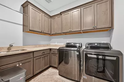 6806 E Warwick Lake Lane, Spring, TX 77389 - Photo 21