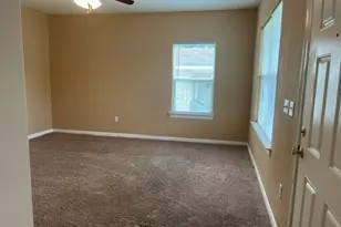1907 Bogatto St, La Marque, TX 77568 - Photo 5