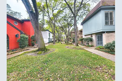 12 Kings Row, Houston, TX 77069 - Photo 3