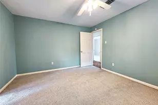 12 Kings Row, Houston, TX 77069 - Photo 7