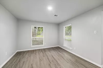 4114 Hill Oak Drive, Houston, TX 77092 - Photo 5