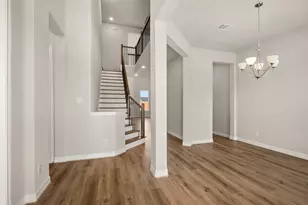 4210 Hazy Rock Ln, League City, TX 77573 - Photo 5