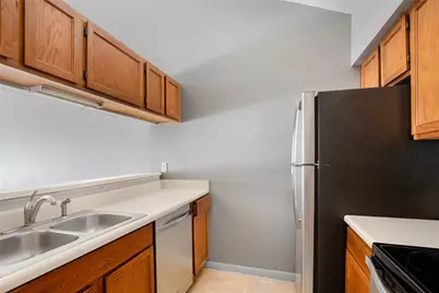 8055 Cambridge Street #28, Houston, TX 77054 - Photo 7