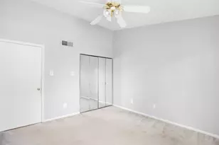 8055 Cambridge St, Houston, TX 77054 - Photo 17