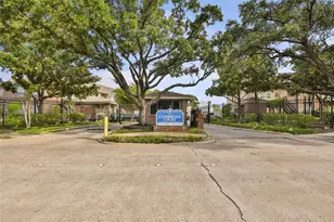 8055 Cambridge St, Houston, TX 77054 - Photo 21
