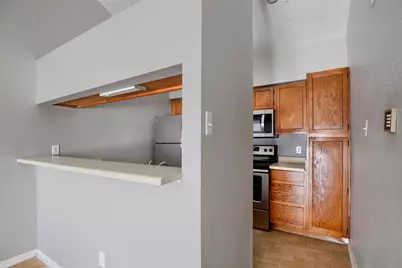 8055 Cambridge Street #28, Houston, TX 77054 - Photo 11