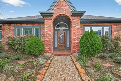 1010 Mill Valley Drive, Sugar Land, TX 77498 - Photo 5