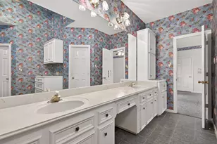 1010 Mill Valley Dr, Sugar Land, TX 77498 - Photo 43