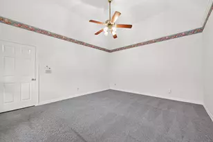 1010 Mill Valley Dr, Sugar Land, TX 77498 - Photo 41