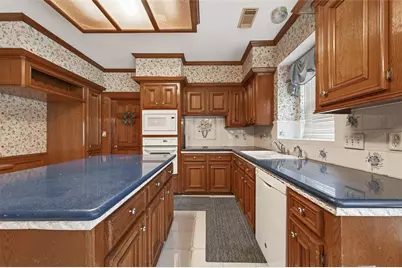 1010 Mill Valley Drive, Sugar Land, TX 77498 - Photo 19