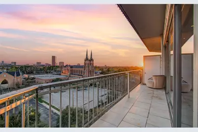 5050 Woodway Drive #8N, Houston, TX 77056 - Photo 11