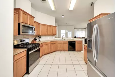 1922 Makenna Lane, Houston, TX 77049 - Photo 13