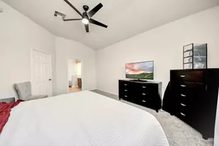 1922 Makenna Ln, Houston, TX 77049 - Photo 23