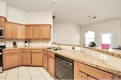 1922 Makenna Lane, Houston, TX 77049 - Photo 11