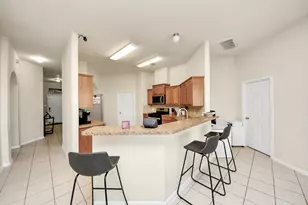 1922 Makenna Ln, Houston, TX 77049 - Photo 9