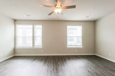 18334 W Centro Circle, Shenandoah, TX 77385 - Photo 9
