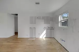 6603 Victoria St, Houston, TX 77020 - Photo 9