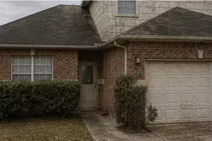 3104 Ave C, Dickinson, TX 77539 - Photo 3