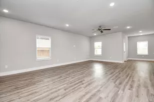 21047 Bay Vlg Dr, Cypress, TX 77433 - Photo 5