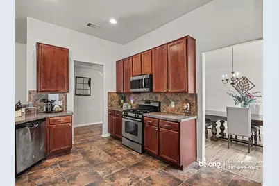 1330 Yucca Mountain Dr, Houston, TX 77090 - Photo 9