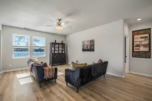 427 Shoreview Dr, Conroe, TX 77303 - Photo 15