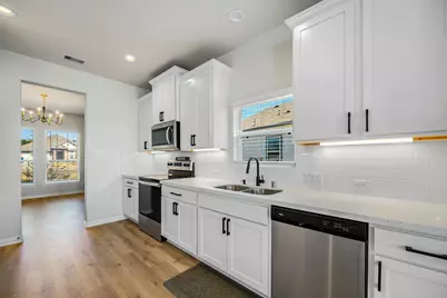 427 Shoreview Drive, Conroe, TX 77303 - Photo 9