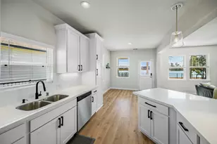 427 Shoreview Dr, Conroe, TX 77303 - Photo 11