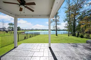 427 Shoreview Dr, Conroe, TX 77303 - Photo 35