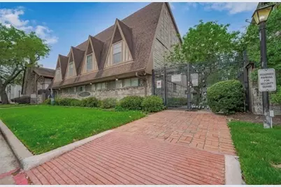 2574 Marilee Lane #18, Houston, TX 77057 - Photo 1