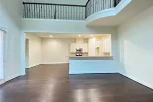 9510 S Cedarpost Square St, Houston, TX 77055 - Photo 3