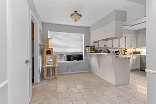 445 Augusta Dr, Huntsville, TX 77340 - Photo 15