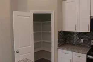 9810 Arbor Oak, Willis, TX 77318 - Photo 3