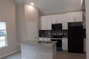 9810 Arbor Oak, Willis, TX 77318 - Photo 5