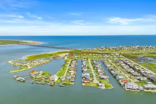 210 Fathom Dr, Freeport, TX 77541 - Photo 31