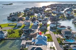 1311 Oahu Dr, Tiki Island, TX 77554 - Photo 35