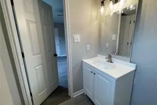 9711 Linkmeadow Ln, Houston, TX 77025 - Photo 15