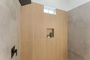 3011 Jensen Spgs Ln, Houston, TX 77026 - Photo 23