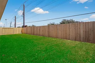 3414 Rolling River Dr, Baytown, TX 77521 - Photo 41