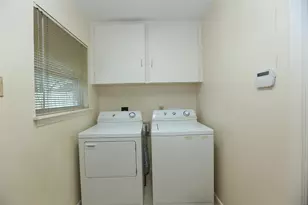 3535 Durhill St, Houston, TX 77025 - Photo 19