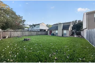 7760 High Village Drive, Houston, TX 77095 - Photo 19