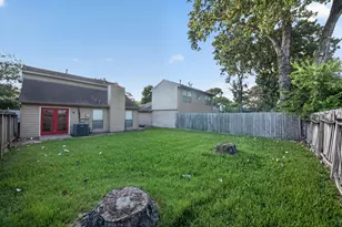 7760 High Village Dr, Houston, TX 77095 - Photo 17