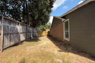 13102 Boyer Ln, Houston, TX 77015 - Photo 9