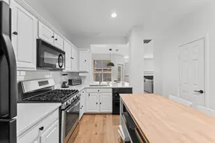 7 S Avonlea Cir, The Woodlands, TX 77382 - Photo 15