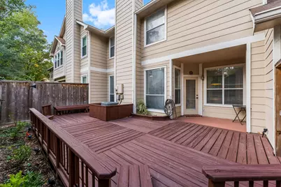 7 S Avonlea Circle, The Woodlands, TX 77382 - Photo 27