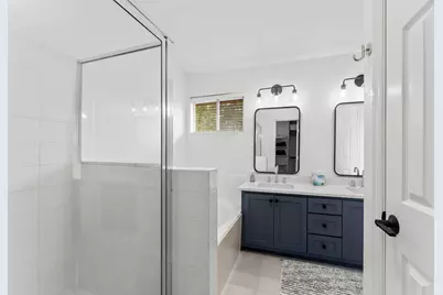 7 S Avonlea Circle, The Woodlands, TX 77382 - Photo 21