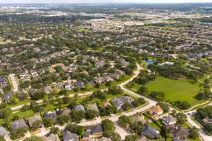 2131 Lakewind Ln, League City, TX 77573 - Photo 23