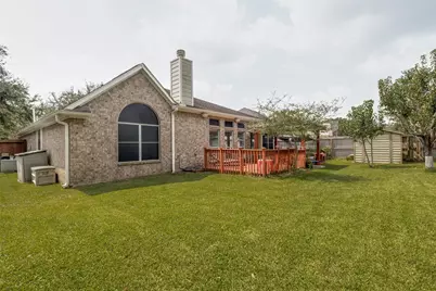 2131 Lakewind Lane, League City, TX 77573 - Photo 7