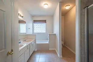 7431 Riven Oaks Ct, Cypress, TX 77433 - Photo 27
