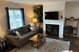 732 Memorial Mews St, Houston, TX 77079 - Photo 3