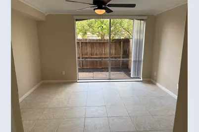 4645 Wild Indigo Street #366, Houston, TX 77027 - Photo 9